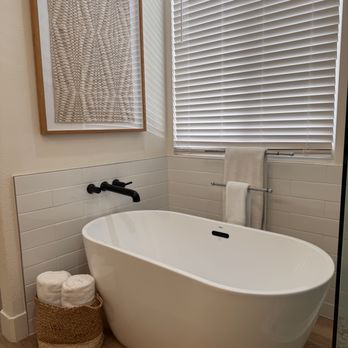 Divine Nest Cleaning - Home Cleaning Near Me - Corona, California
