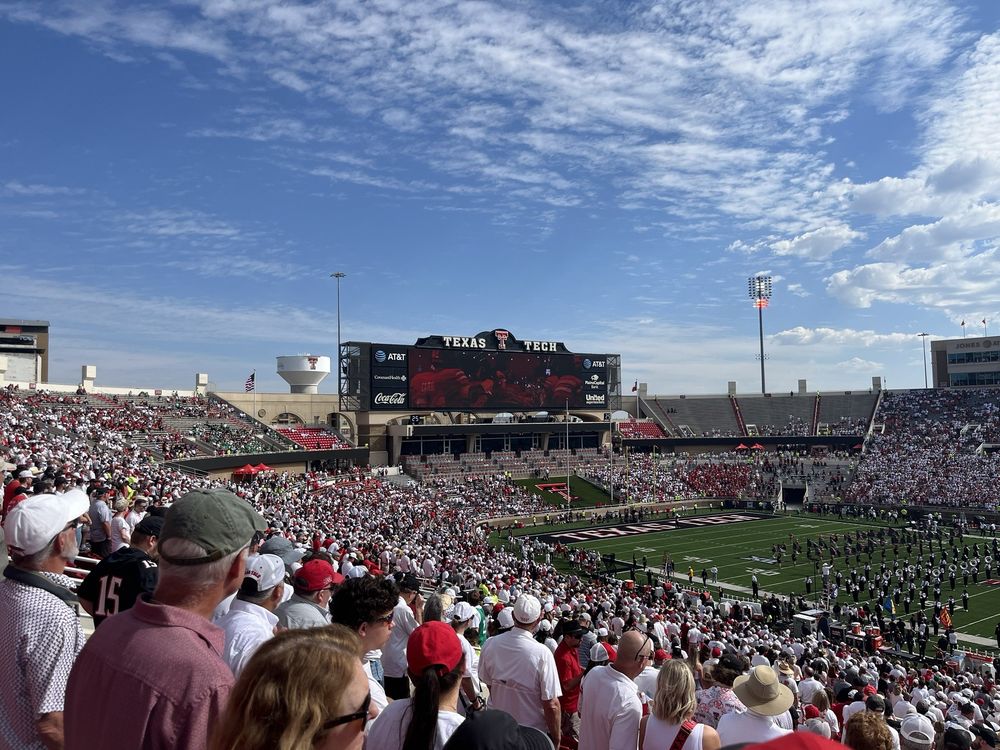 Social spots from Jones AT&T Stadium