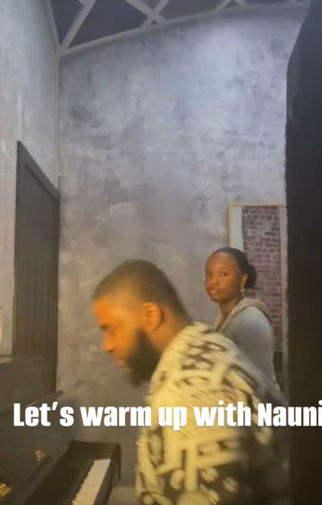 LJ Bryant Mobile Vocal & Piano Lessons