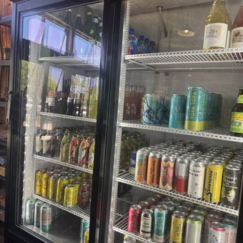 Industrial Eats - Option for beverages - Pizza Near Me - Buellton, California
