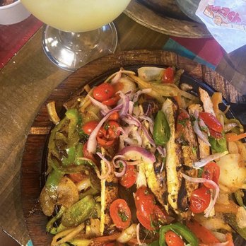 Nacho Daddy - Vegan Flaming Chick'n Fajitas - New American Near Me - Las Vegas, Nevada