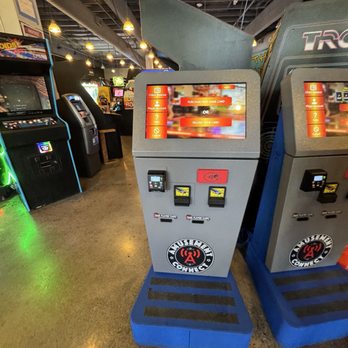 BA Start - Arcades Near Me - San Luis Obispo, California