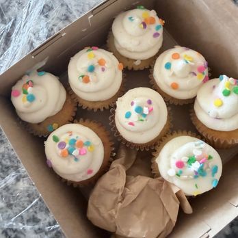 Sweet Pea Bakery - replaced cupcakes Good will should have added an extra cupcake for all the trouble.. - Bakeries Near Me - Arroyo Grande, California Sweet Pea Bakery - replaced cupcakes Good will should have added an extra cupcake for all the trouble.. - Bakeries Near Me - Arroyo Grande, California