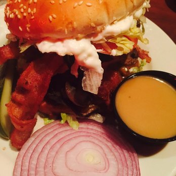 Redcoat Tavern - Best burgers - Bars Near Me - Royal Oak, Michigan Redcoat Tavern - Best burgers - Bars Near Me - Royal Oak, Michigan