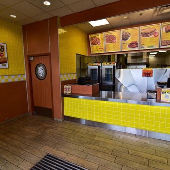 Hungry Howie's Pizza - HOME OF THE ORIGINAL FLAVORED CRUST PIZZA - Pizza Near Me - Tucson, Arizona