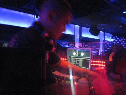 QBar by null