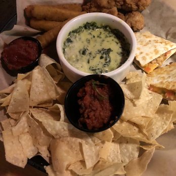 Applebee's Grill + Bar - Platter - Sports Bars Near Me - Pittsburgh, Pennsylvania Applebee's Grill + Bar - Platter - Sports Bars Near Me - Pittsburgh, Pennsylvania