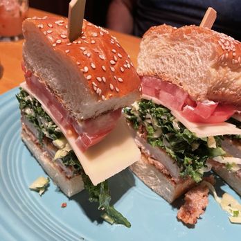 The Honor Bar - Chicken sandwich - Bars Near Me - Santa Barbara, California The Honor Bar - Chicken sandwich - Bars Near Me - Santa Barbara, California
