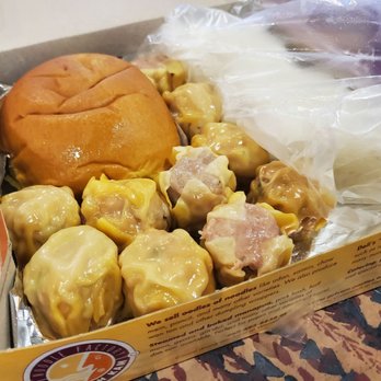 Chun Wah Kam - Baked Manapua, Pork Hash, and Sweet Rice Cake. - Chinese Near Me - Aiea, Hawaii
