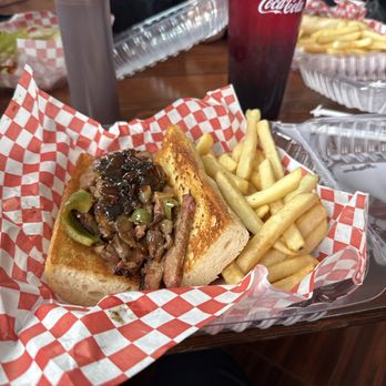 Dusty Barrel Bar & Grill - Tri tip - Barbeque Near Me - Madera, California Dusty Barrel Bar & Grill - Tri tip - Barbeque Near Me - Madera, California