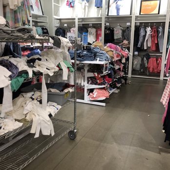 Buckle - Old Navy - Outlet Stores Near Me - Mebane, North Carolina