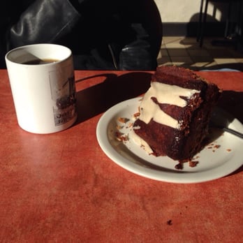 Royal Grounds - Coffee and honey cake with ginger icing - Coffee & Tea Near Me - Minneapolis, Minnesota Royal Grounds - Coffee and honey cake with ginger icing - Coffee & Tea Near Me - Minneapolis, Minnesota