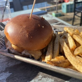 THE BLIND TIGER BILOXI BEACH - 349 Photos & 340 Reviews - 265 Beach