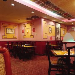 Ming's Cuisine - Table view
