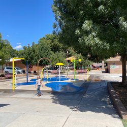 Hurricane Splash Pad - Splash pad
