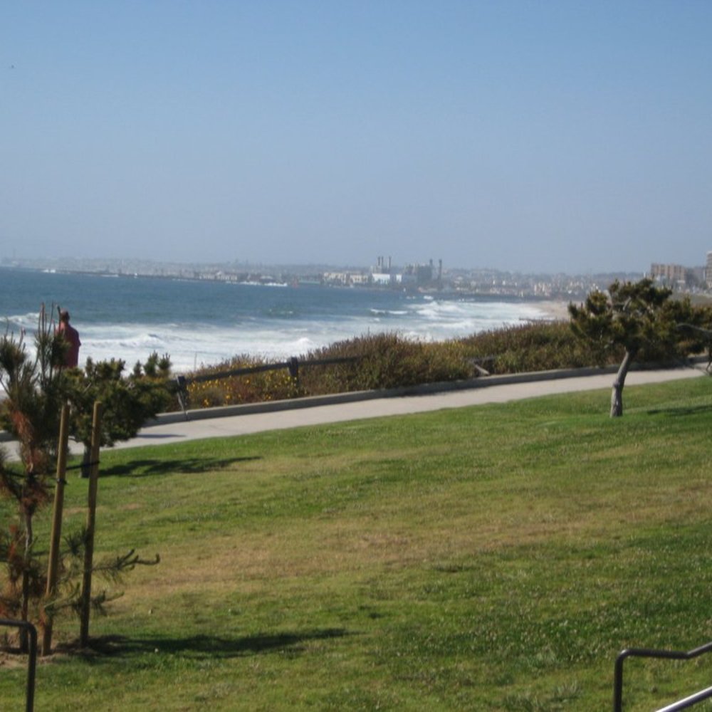 Miramar Park - View of Redondo Beach Pier - Parks Near Me - Redondo Beach, California Miramar Park - View of Redondo Beach Pier - Parks Near Me - Redondo Beach, California