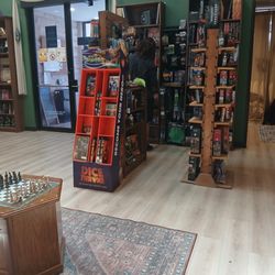 Secret Lantern - Game rack with gaming gear