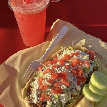 Javi's Tacos - Al Pastor Huarache and Agua de Sandía - Food Trucks Near Me - Highland Park, California