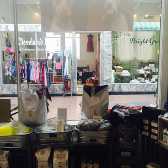 CLE Pets - Interior. - Pet Services Near Me - Cleveland, Ohio