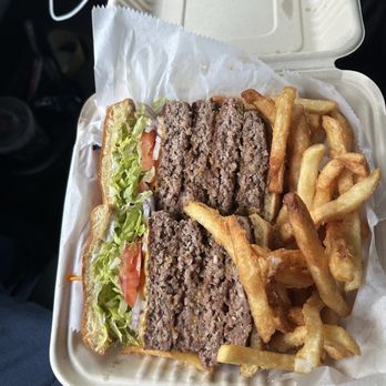 Manhattan Pizza - Bronx Bomber Sandwich Fries Burger was season to perfection Will get again - Pizza Near Me - Frederick, Maryland Manhattan Pizza - Bronx Bomber Sandwich Fries Burger was season to perfection Will get again - Pizza Near Me - Frederick, Maryland
