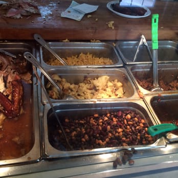Maple Tree BBQ - Counter - Barbeque Near Me - Riverhead, New York