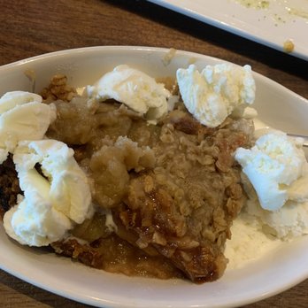 Maggie McFly's - Apple pie - New American Near Me - Virginia Beach, Virginia