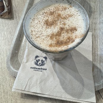 Colombus Café - Chaí latte glacé - Coffee & Tea Near Me - Paris, 75 Colombus Café - Chaí latte glacé - Coffee & Tea Near Me - Paris, 75