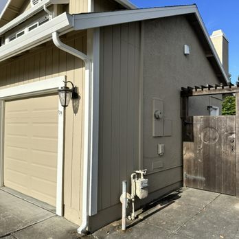 All Access Painting - Nice tan color with white trim - Painters Near Me All Access Painting - Nice tan color with white trim - Painters Near Me