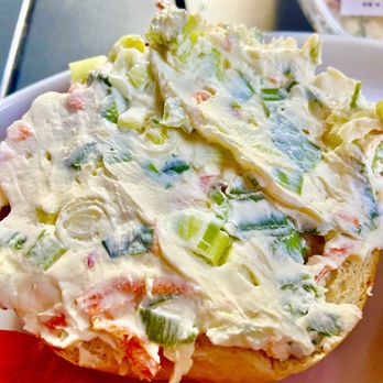 Corey’s NYC Bagel Deli - Vegetable Cream Cheese-09/2023 - Bagels Near Me - Chicago, Illinois