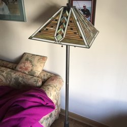 April's Estate and Tag Sales - Tiffany style Floor lamp