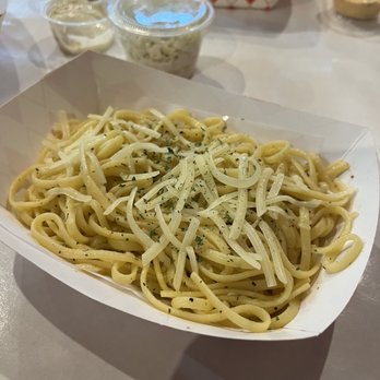 Cap't Loui - Garlic Noodles - Seafood Near Me - Cupertino, California