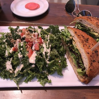 SunCafe - Tempeh Burger - Vegan Near Me - Studio City, California