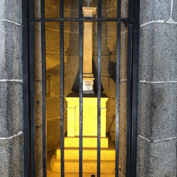 Bunker Hill Monument - Landmarks & Historical Buildings Near Me - Charlestown, Massachusetts