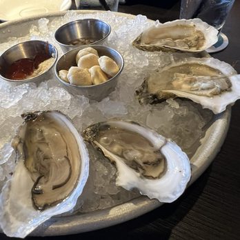 Oceans 234 - Cold water oysters from the east and west coasts - New American Near Me - Deerfield Beach, Florida