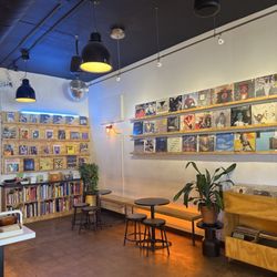 Skoden Coffee At Central Records - Interior