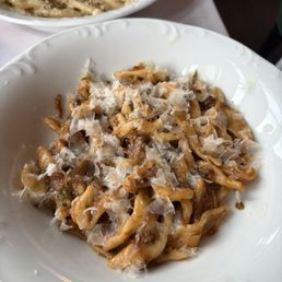 Strozzapreti alla Vaccinara Strozzapreti alla Vaccinara