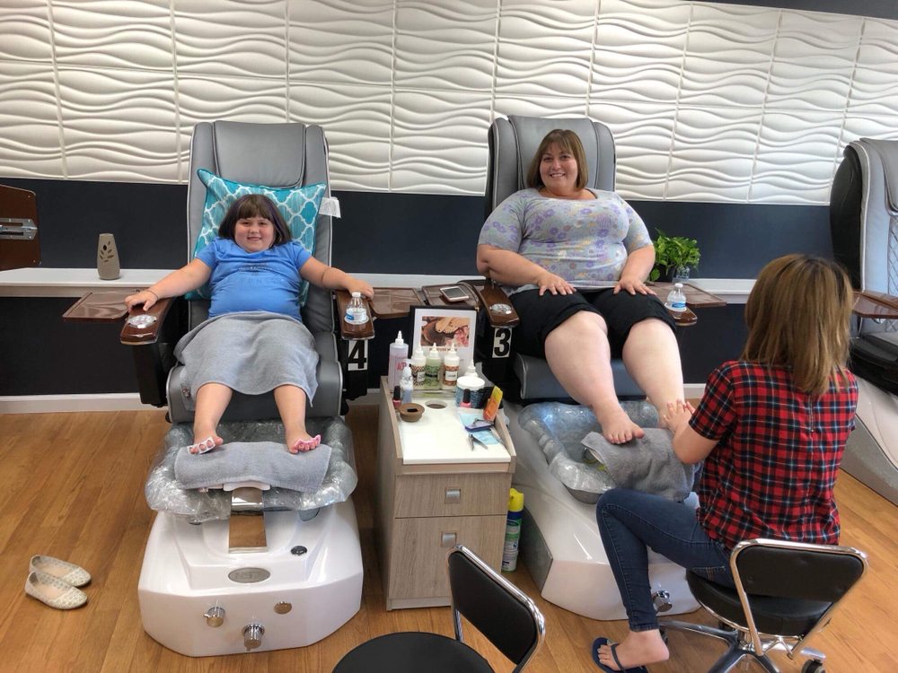 C & T NAILS SPA Updated October 2024 25 Photos 1636 S Market St