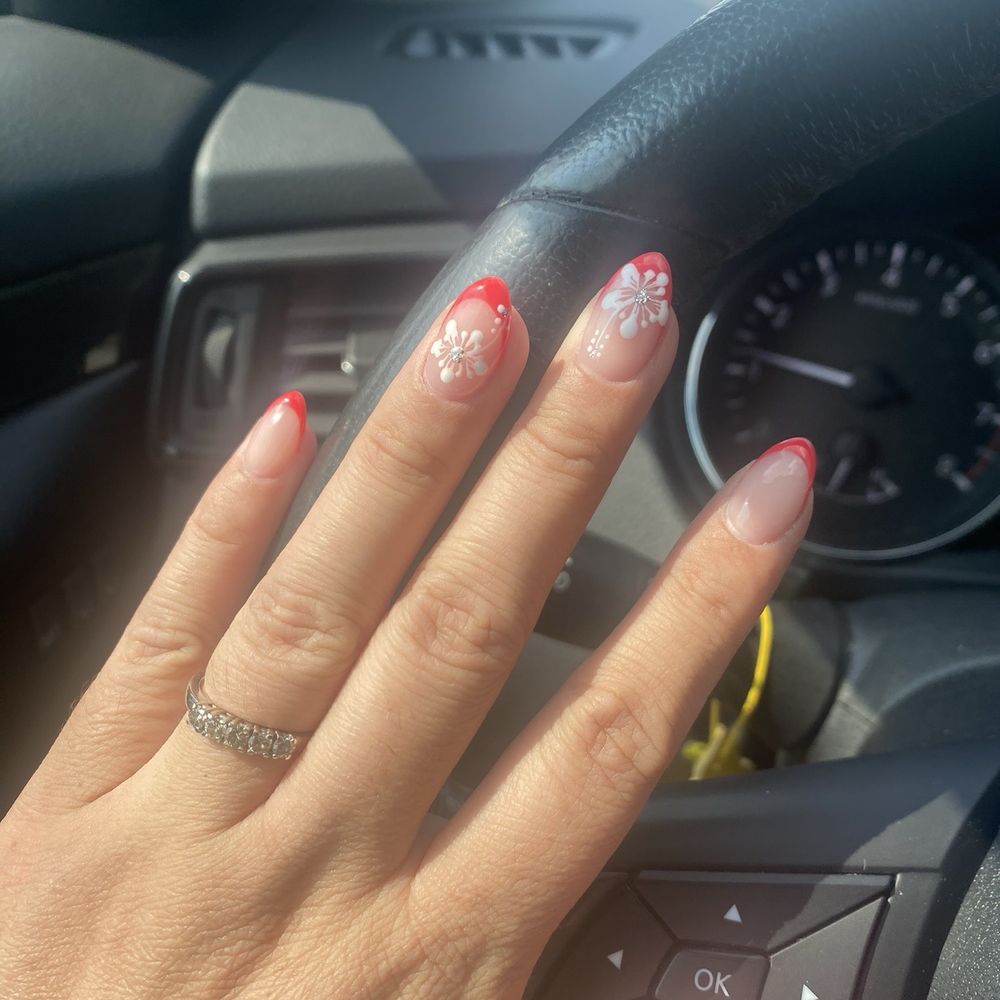 Glossy Nails - Nail Salons Near Me - Burlington, Massachusetts