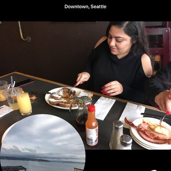 Lowell's Restaurant - American Near Me - Seattle, Washington Lowell's Restaurant - American Near Me - Seattle, Washington