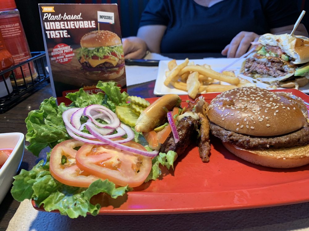 RED ROBIN GOURMET BURGERS AND BREWS 299 Photos & 390 Reviews 681