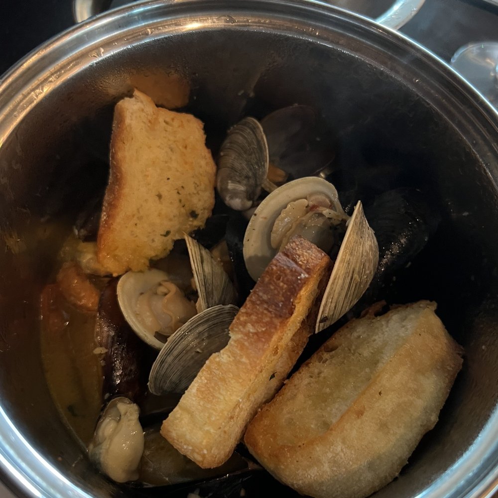 Galliano - Mussels & Clams - Wine Bars Near Me - Fulton, Maryland Galliano - Mussels & Clams - Wine Bars Near Me - Fulton, Maryland