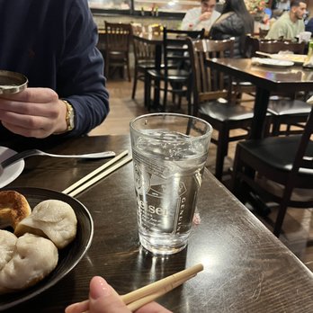 Wok And Roll Karaoke Bar And Lounge - Water - Karaoke Near Me - Washington, DC, District of Columbia