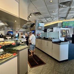 Phil's Pizzeria & Restaurant
