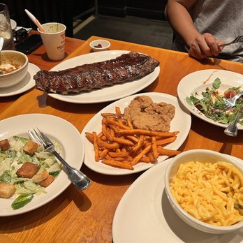 BJ's Restaurant & Brewhouse - Pizza Near Me - Brea, California BJ's Restaurant & Brewhouse - Pizza Near Me - Brea, California