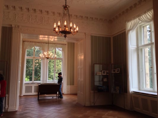 Villa Hügel by null