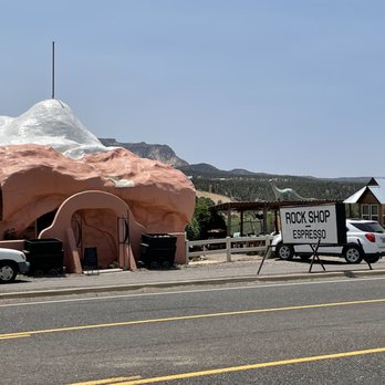 Rock Stop - a truck parked in front of a rock shop - Coffee & Tea Near Me - Orderville, Utah Rock Stop - a truck parked in front of a rock shop - Coffee & Tea Near Me - Orderville, Utah