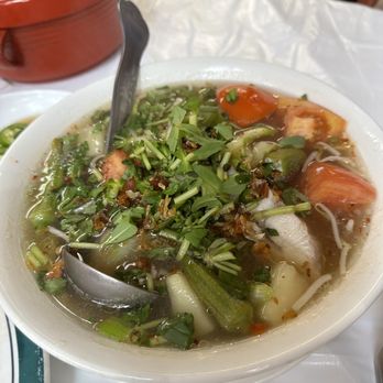 Vinh Hoa - Fish soup @nhueats_ - Chinese Near Me - Houston, Texas
