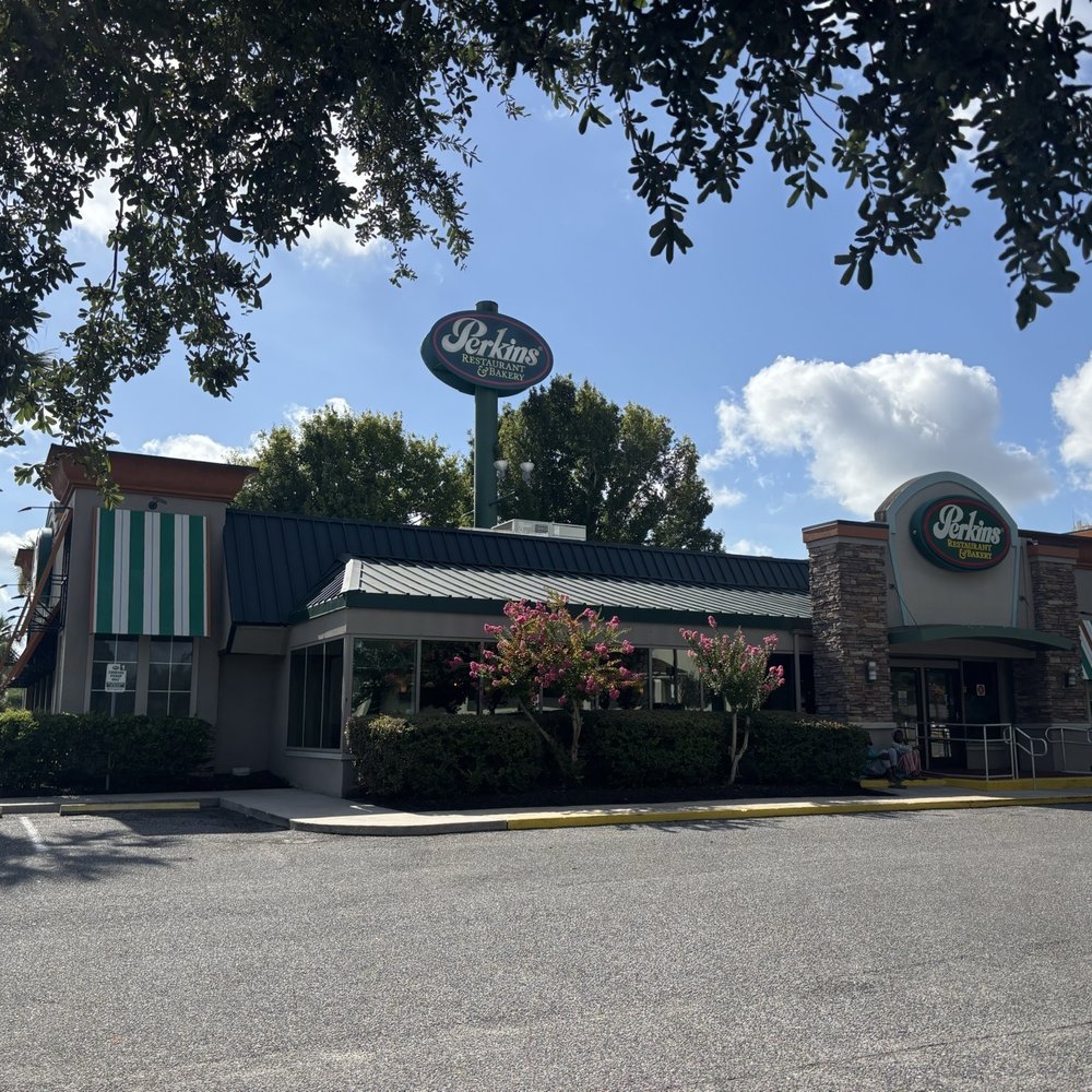 Perkins Restaurant & Bakery - American Near Me - Kissimmee, Florida