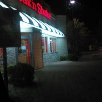 Steak ’n Shake - I love coming at night... - Burgers Near Me - Naples, Florida Steak ’n Shake - I love coming at night... - Burgers Near Me - Naples, Florida