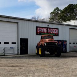 Diggers Dungeon - View of Building for Digger's Dungeon